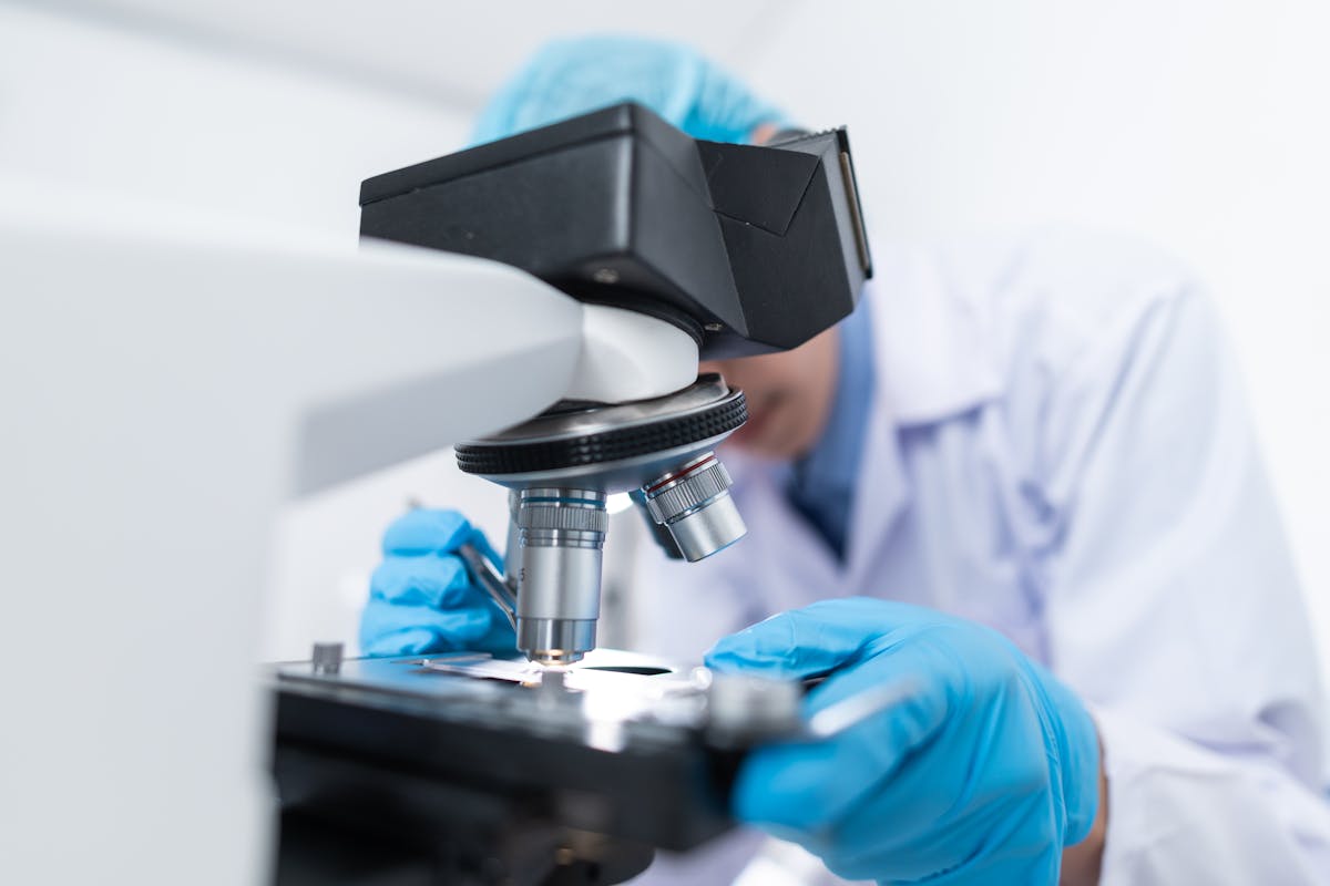 Biopsia osoasă: rolul său în diagnosticul oncologic