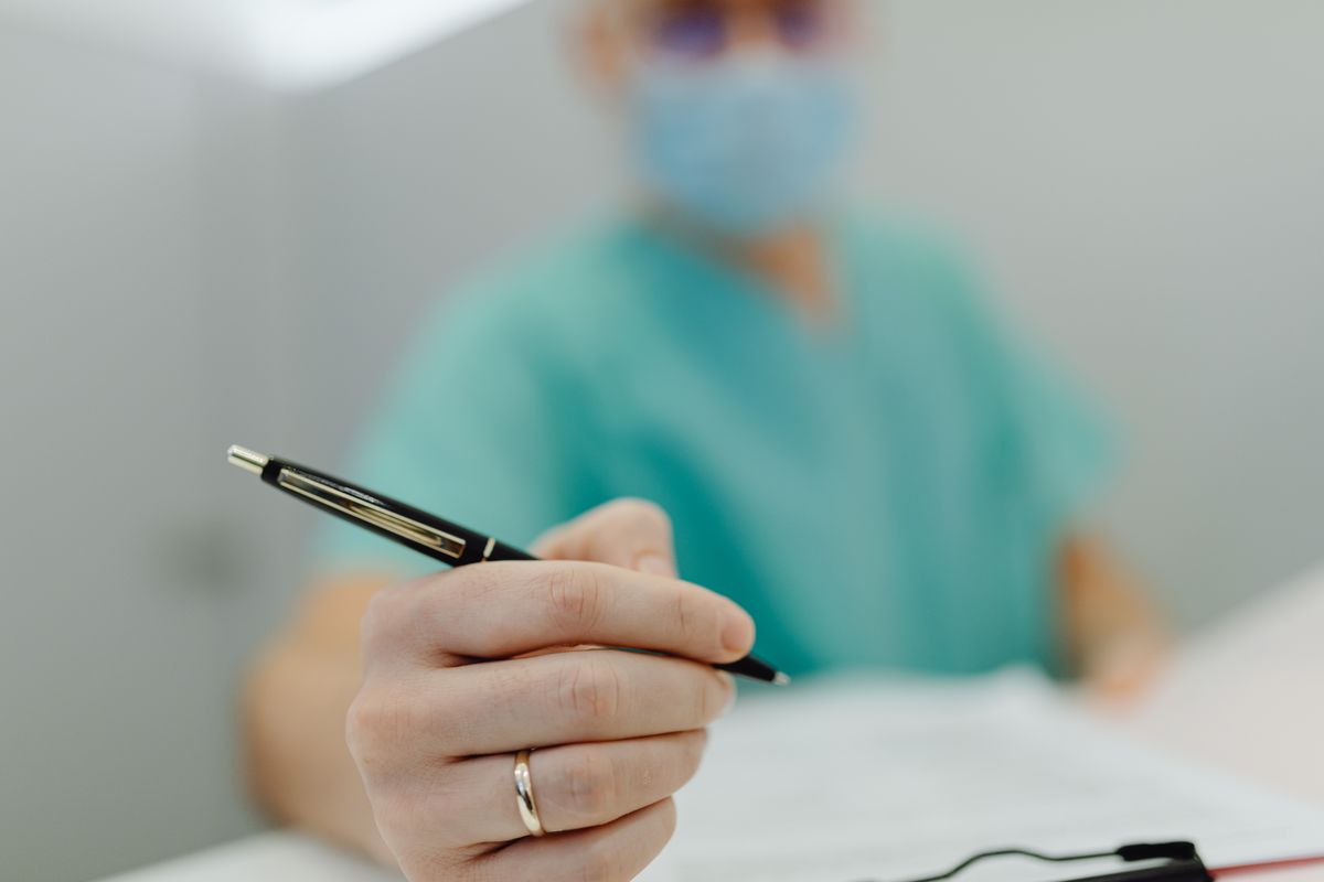 Când merită să ceri o a doua opinie înainte de biopsie